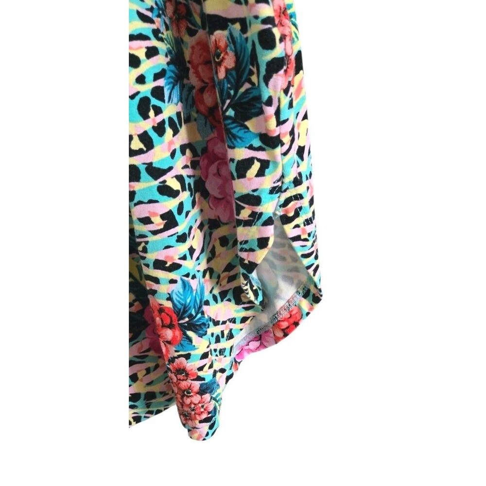 Torrid Super Soft Knit Tunic Leopard Floral Top Criss-Cross Front Size 3X - Picture 6 of 9